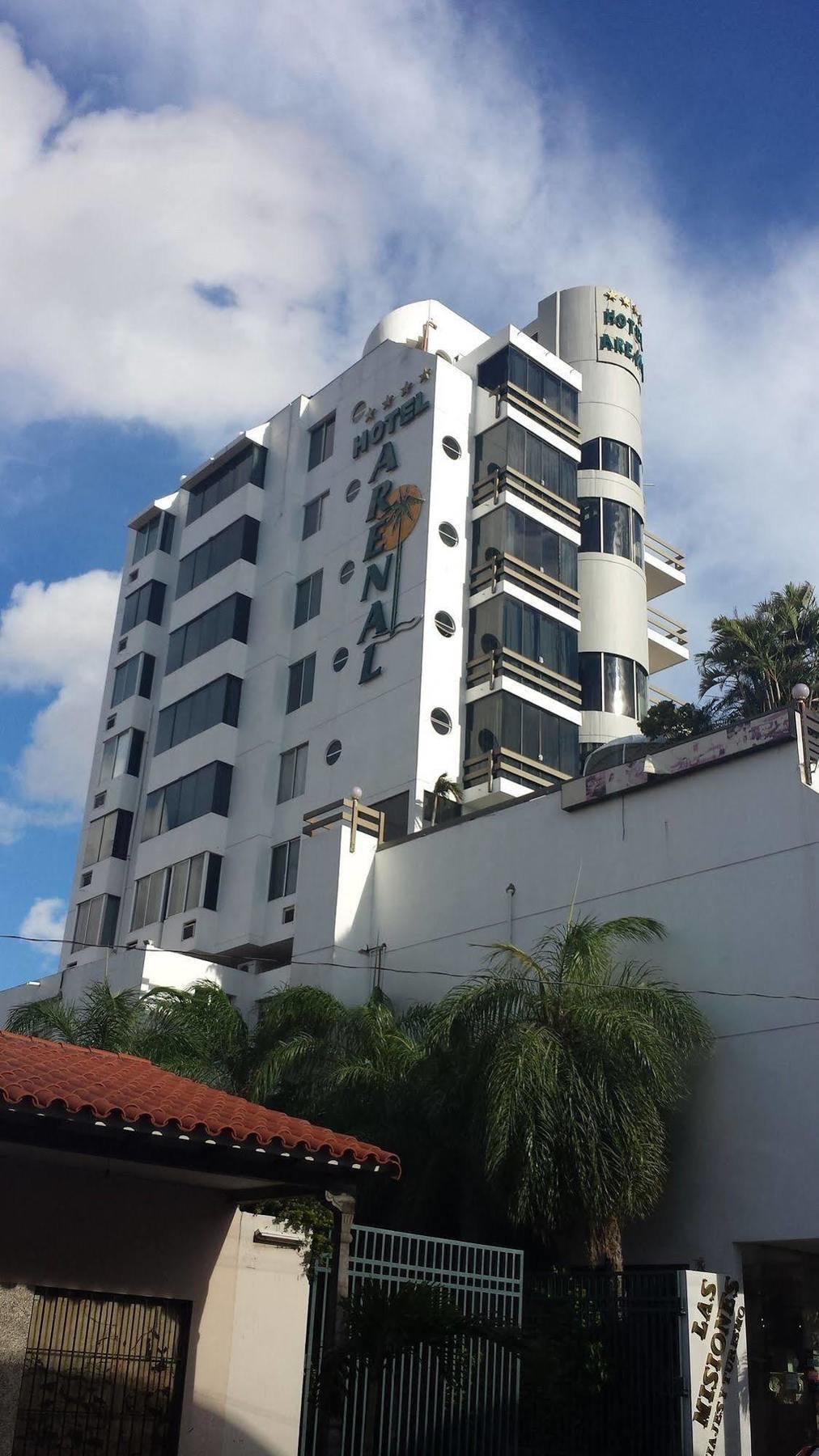 Hotel Arenal Santa Cruz de La Sierra Exterior foto